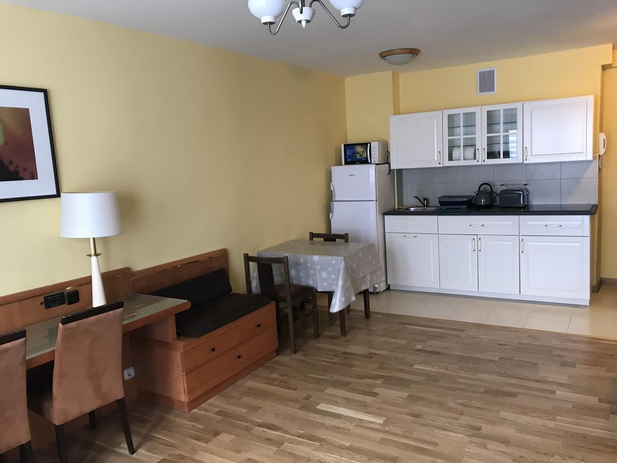Apartament Ewa ทาร์นูฟ ภายนอก รูปภาพ